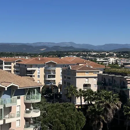 Frejus-plage Limite Port Coin Nuit Lägenhet Fréjus